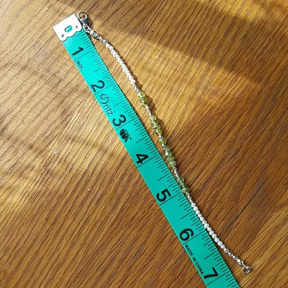 Handmade Peridot and Pearl bracelet - Picture 3 of 3